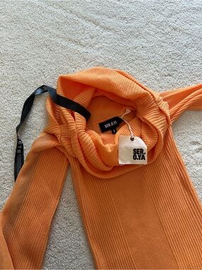 SER.O.YA Bright Orange Ribbed Turtleneck Sweater